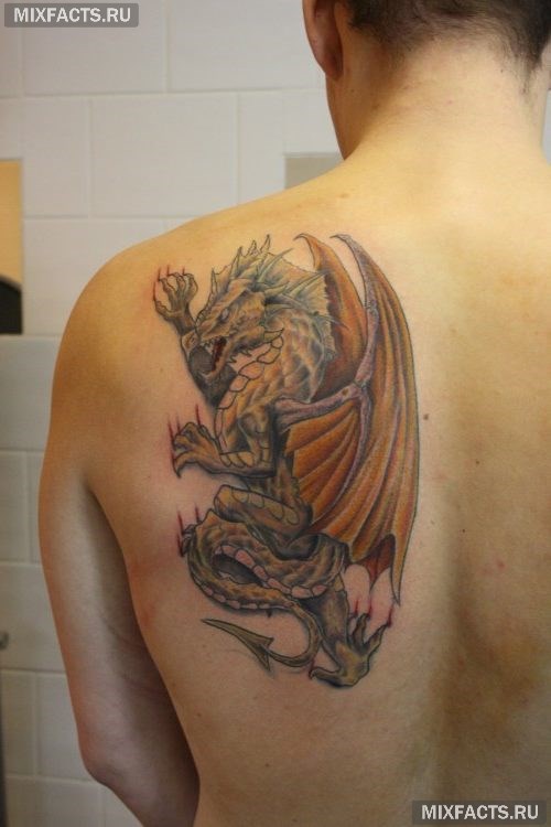 татуировки на плече