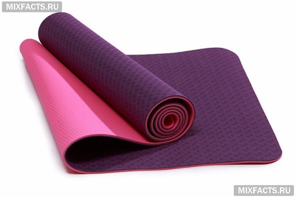 Какой коврик для йоги лучше выбрать? Виды йога-матов и обзор производителей 
