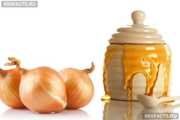 Как приготовить мед с луком от кашля для детей?  