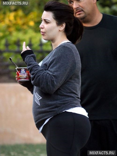 Ким Кардашьян беременная фото звезды без макияжа