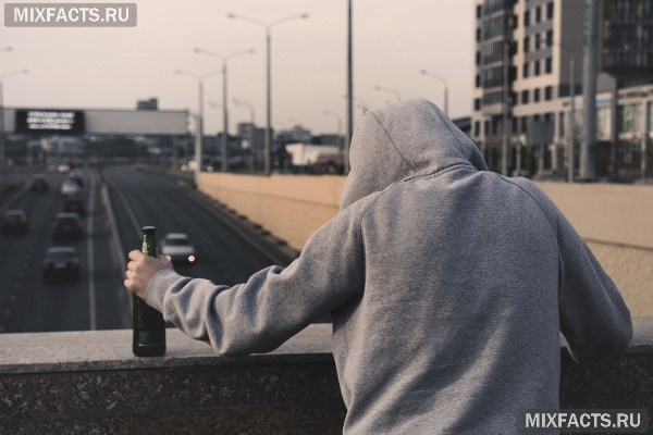 Как помочь алкоголику бросить пить  