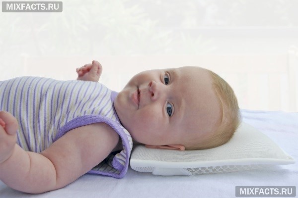 Нужна ли подушка ребенку и с какого возраста? 