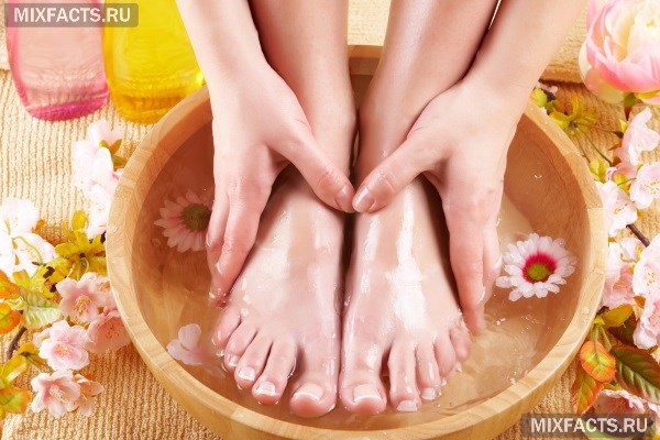 Ванночки для ног с хозяйственным мылом и содой
