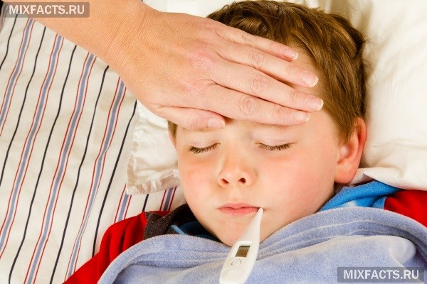 Почему после прививки у ребенка температура? 