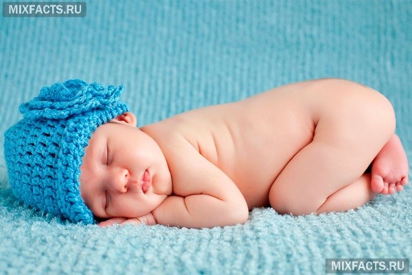 Как лечить акне новорожденных?