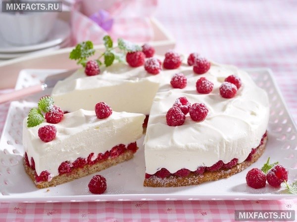 Торт на День рождения девочки своими руками – рецепты начинок и варианты украшения 