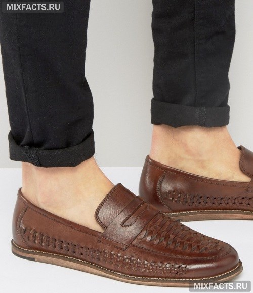 С чем носить мужские лоферы? Как выбрать стильную модель и бренд обуви? 