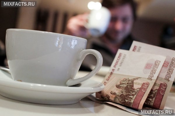 Где принято оставлять чаевые в России, сколько давать и как правильно это делать?