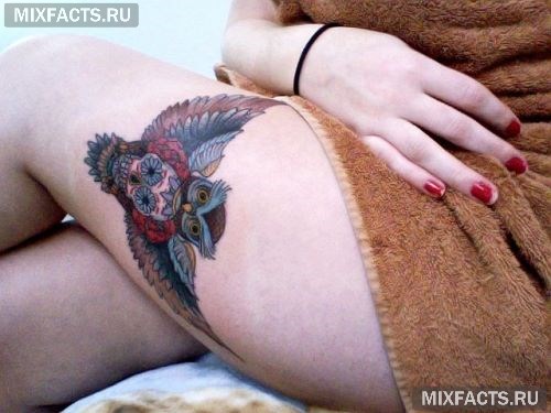 татуировки на бедре