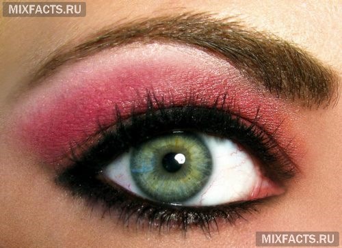 какие тени подходят для макияжа зеленых глаз? 